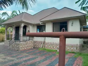 3bdrm House in Madale Mbopo, Kinondoni for sale