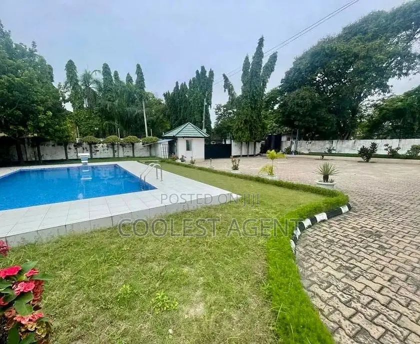 6bdrm Bungalow in Mikocheni, Kinondoni for rent