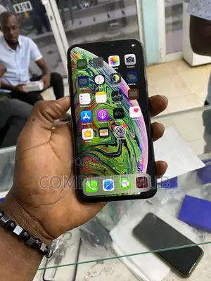 Apple iPhone XS Max 64 GB Gold