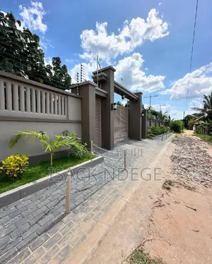 3bdrm House in Madale, Kinondoni for sale