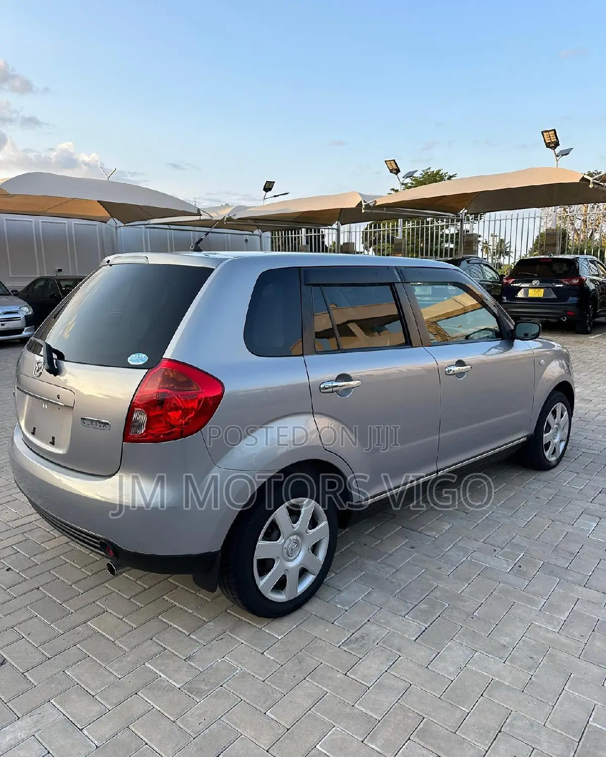 Mazda Verisa 2005 Gray