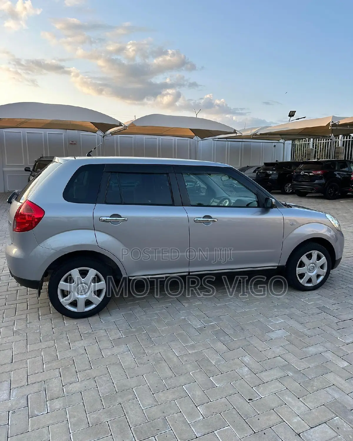 Mazda Verisa 2005 Gray