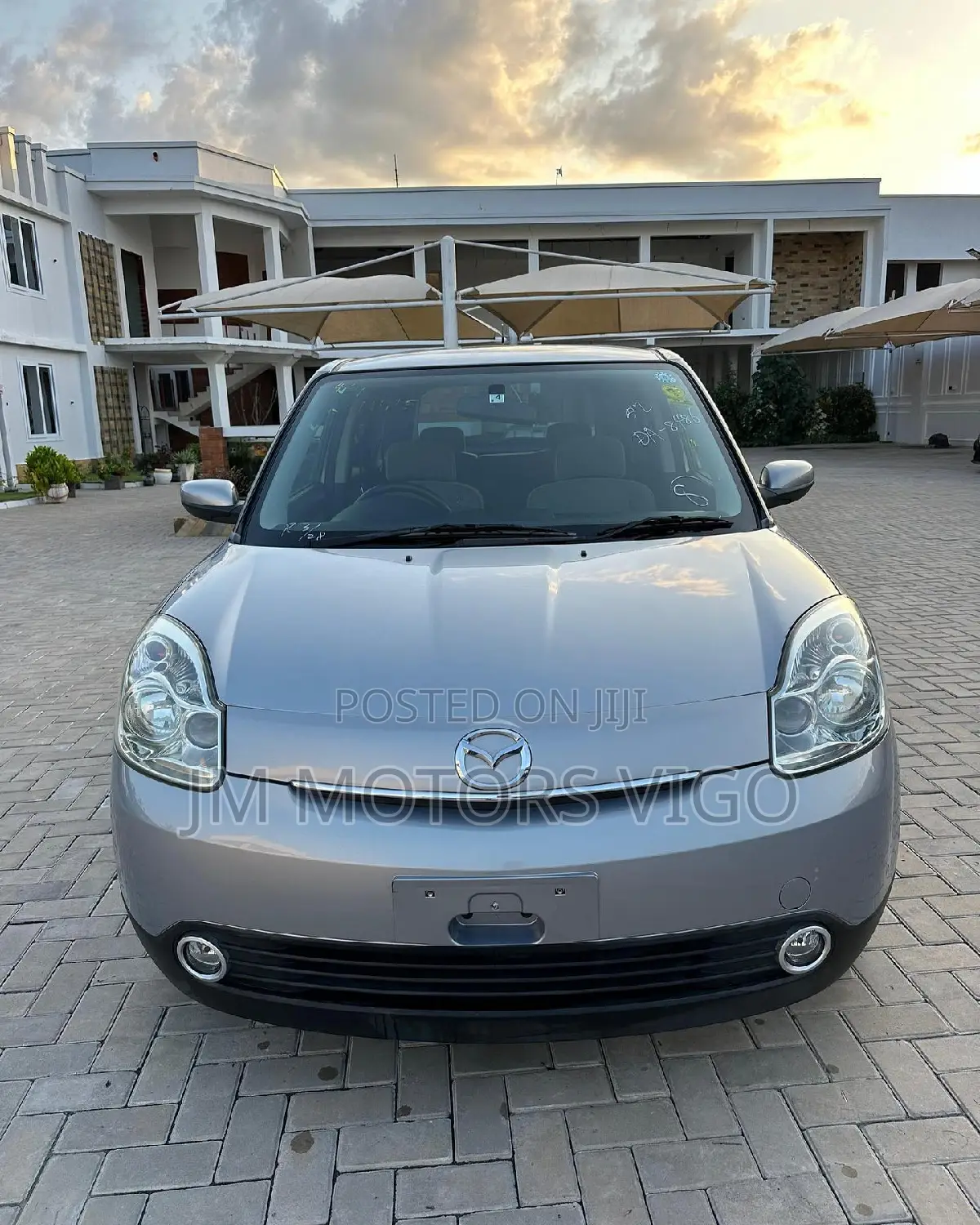 Mazda Verisa 2005 Gray