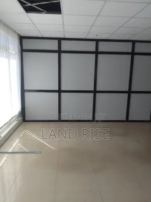 75 SQM Office Oysterbay