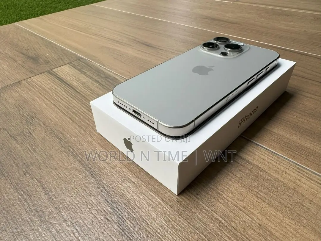 New Apple iPhone 15 Pro 256 GB