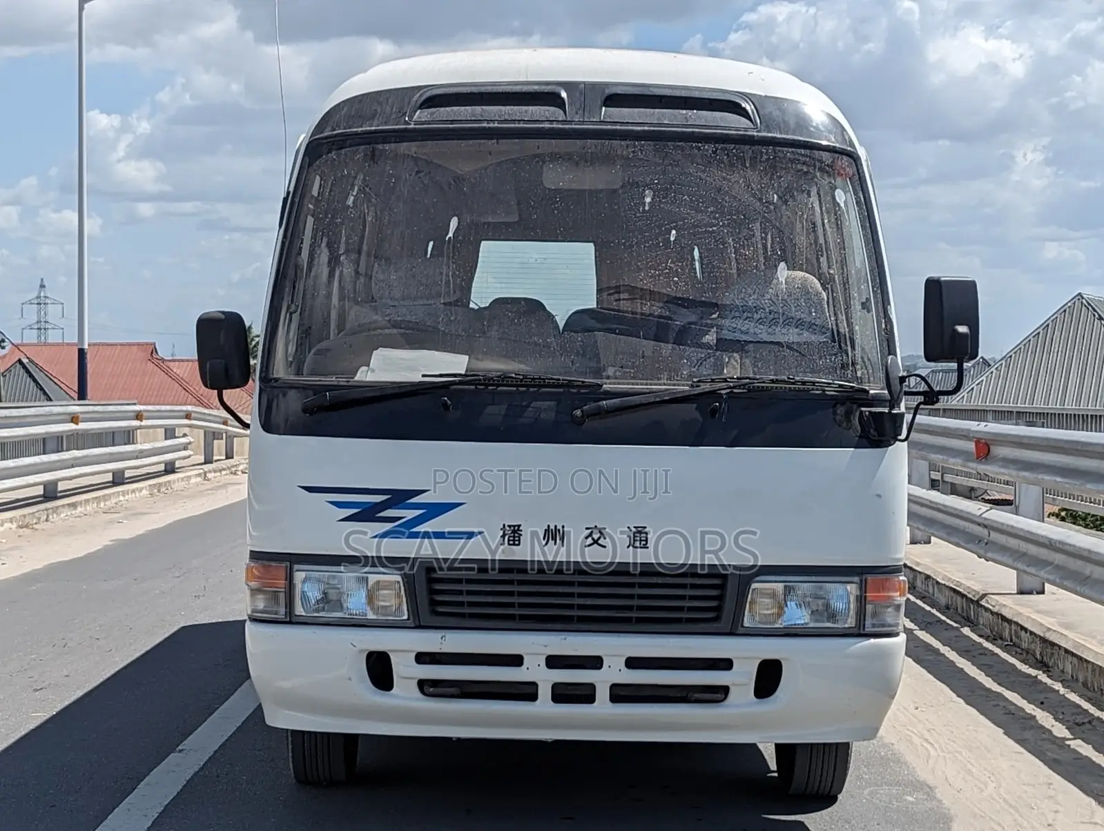 Toyota Coaster 2002 White