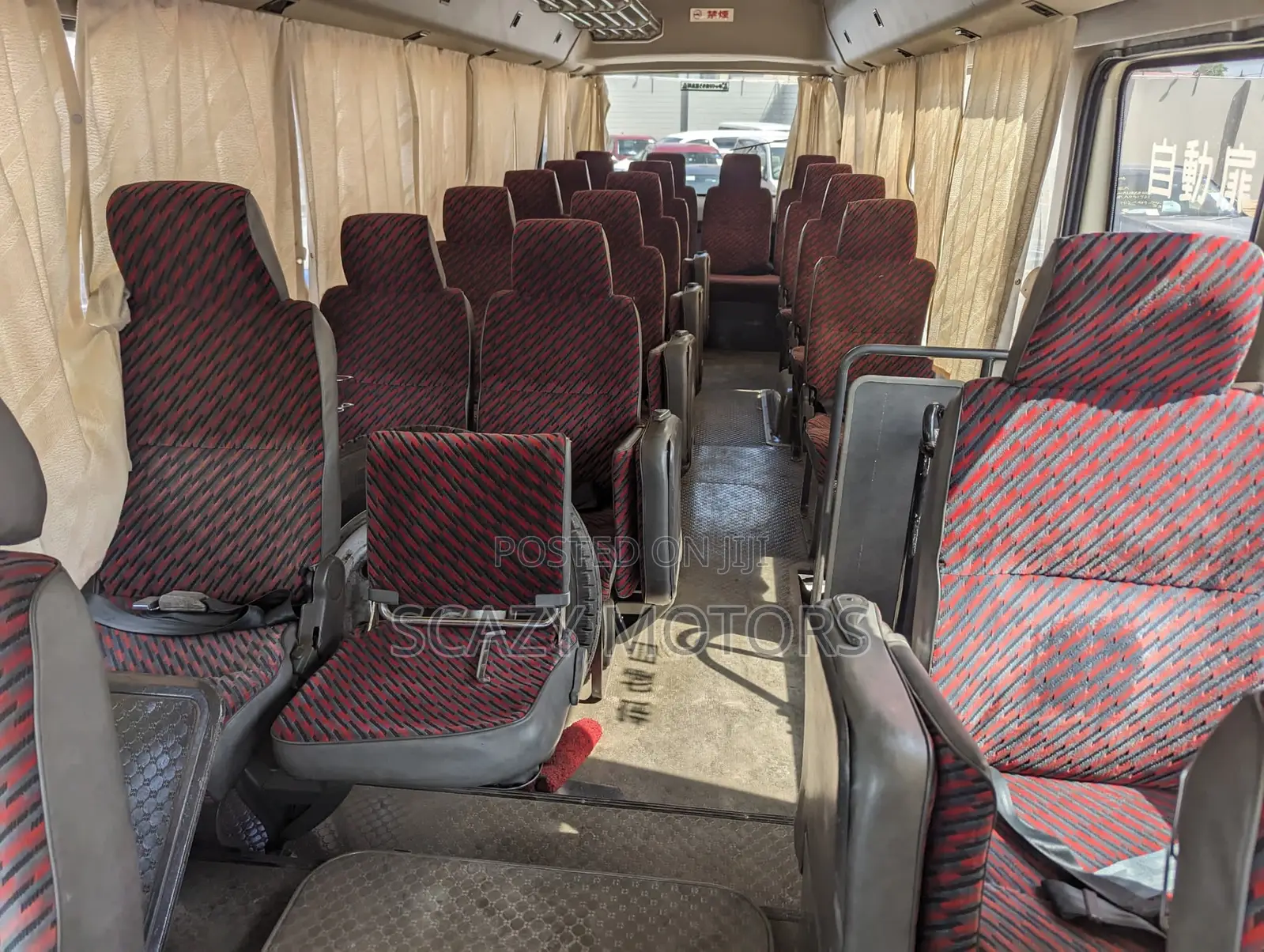 Mitsubishi Fuso Rosa 1998 White