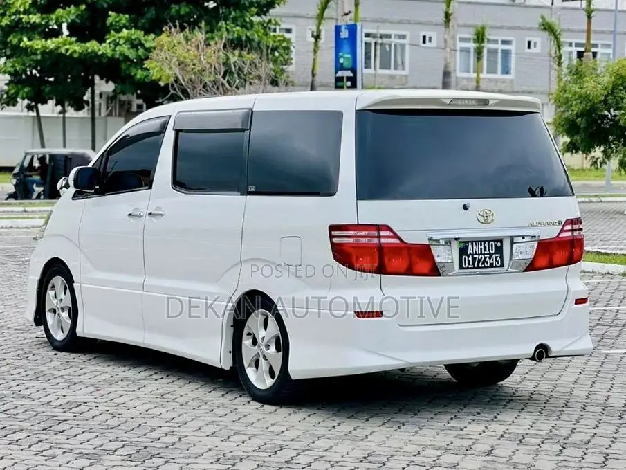 Toyota Alphard 2007 White