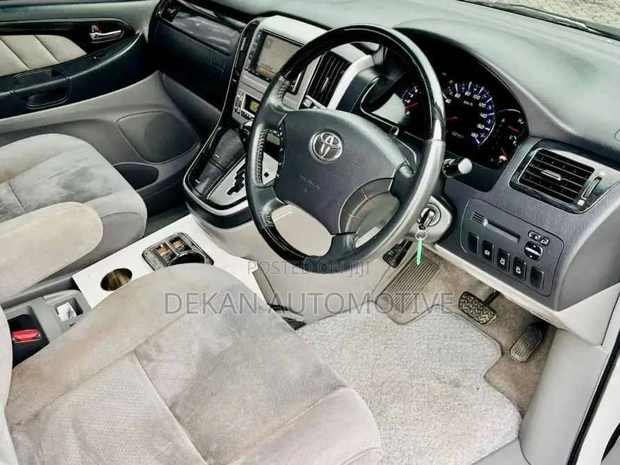 Toyota Alphard 2007 White