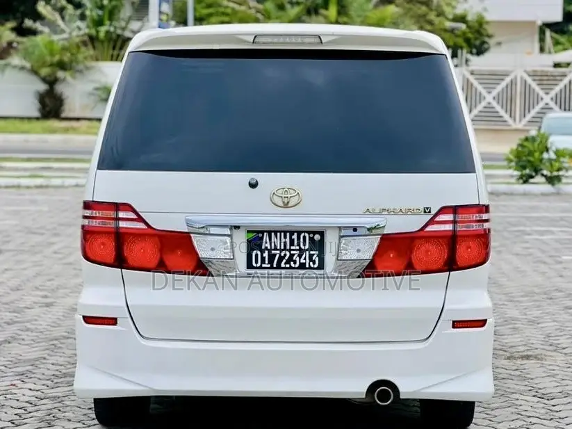 Toyota Alphard 2007 White