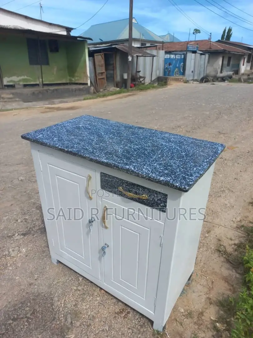 Quality Kitchen Cabinet