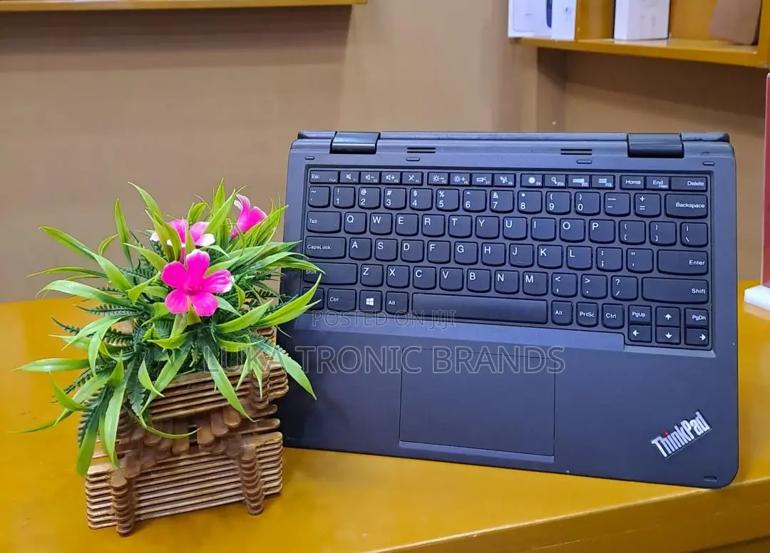 Laptop Lenovo Yoga 11e 8GB Intel Core I3 SSD 256GB