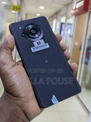 Sharp Aquos R7 256 GB Black