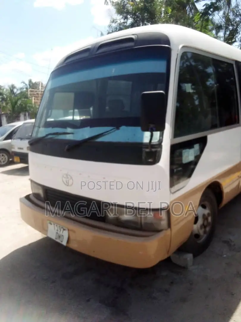 Toyota Coaster 2004 White