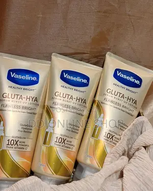 Vaseline Gluta-Hya Extraordinary SERUM-IN-LOTION SLT