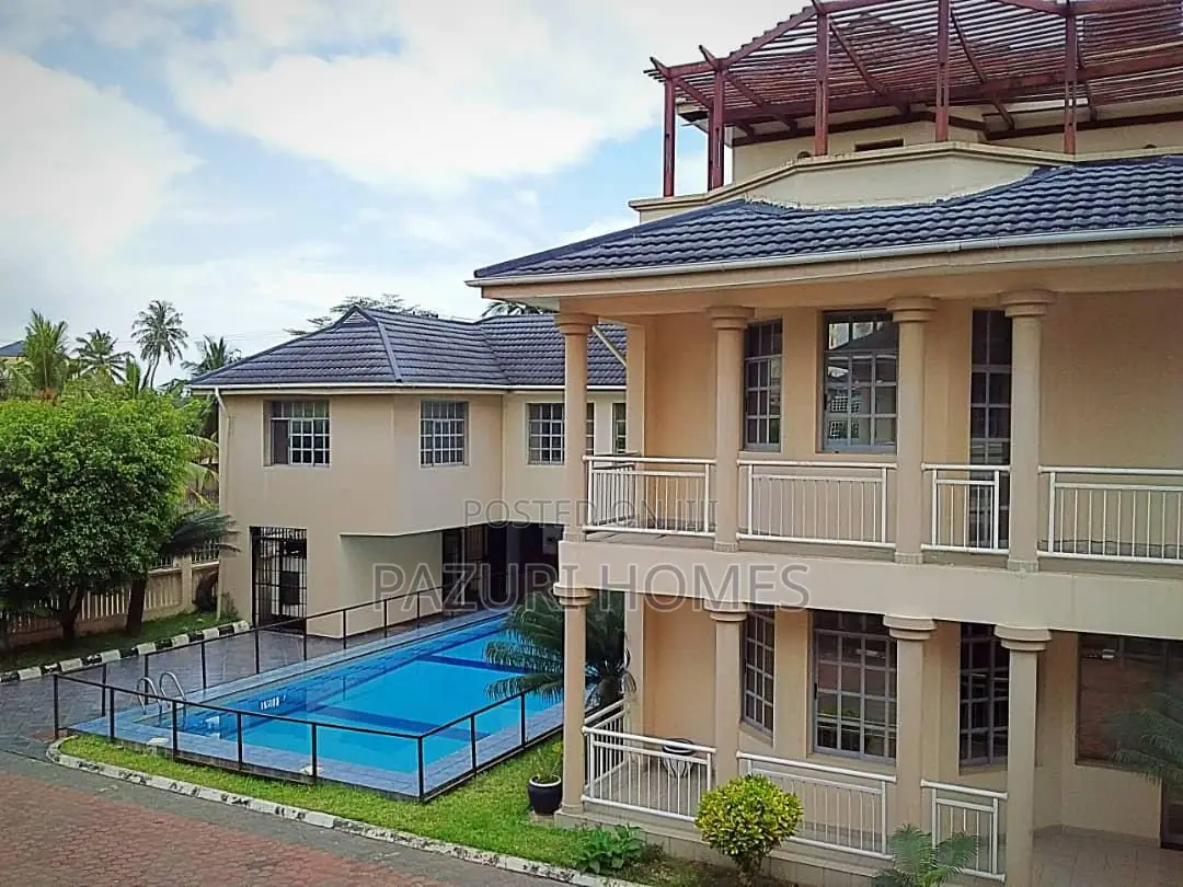 Furnished 4bdrm Villa in Shoppers Plaza, Mikocheni for rent