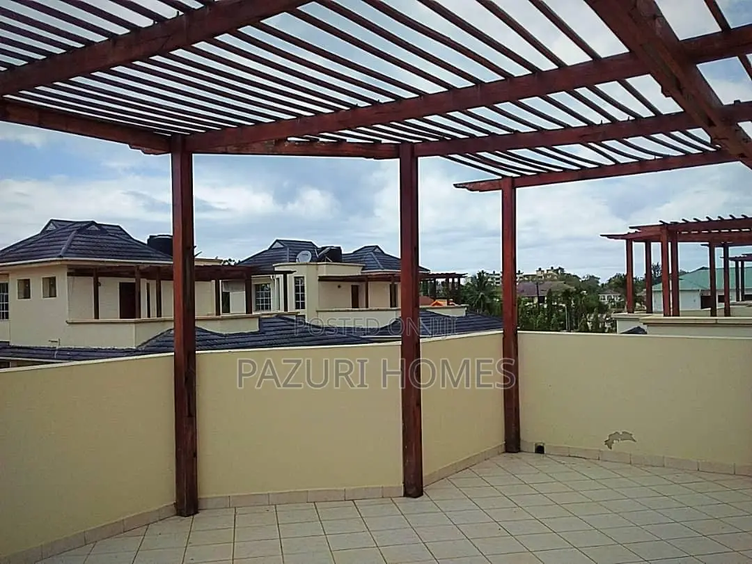 Furnished 4bdrm Villa in Shoppers Plaza, Mikocheni for rent