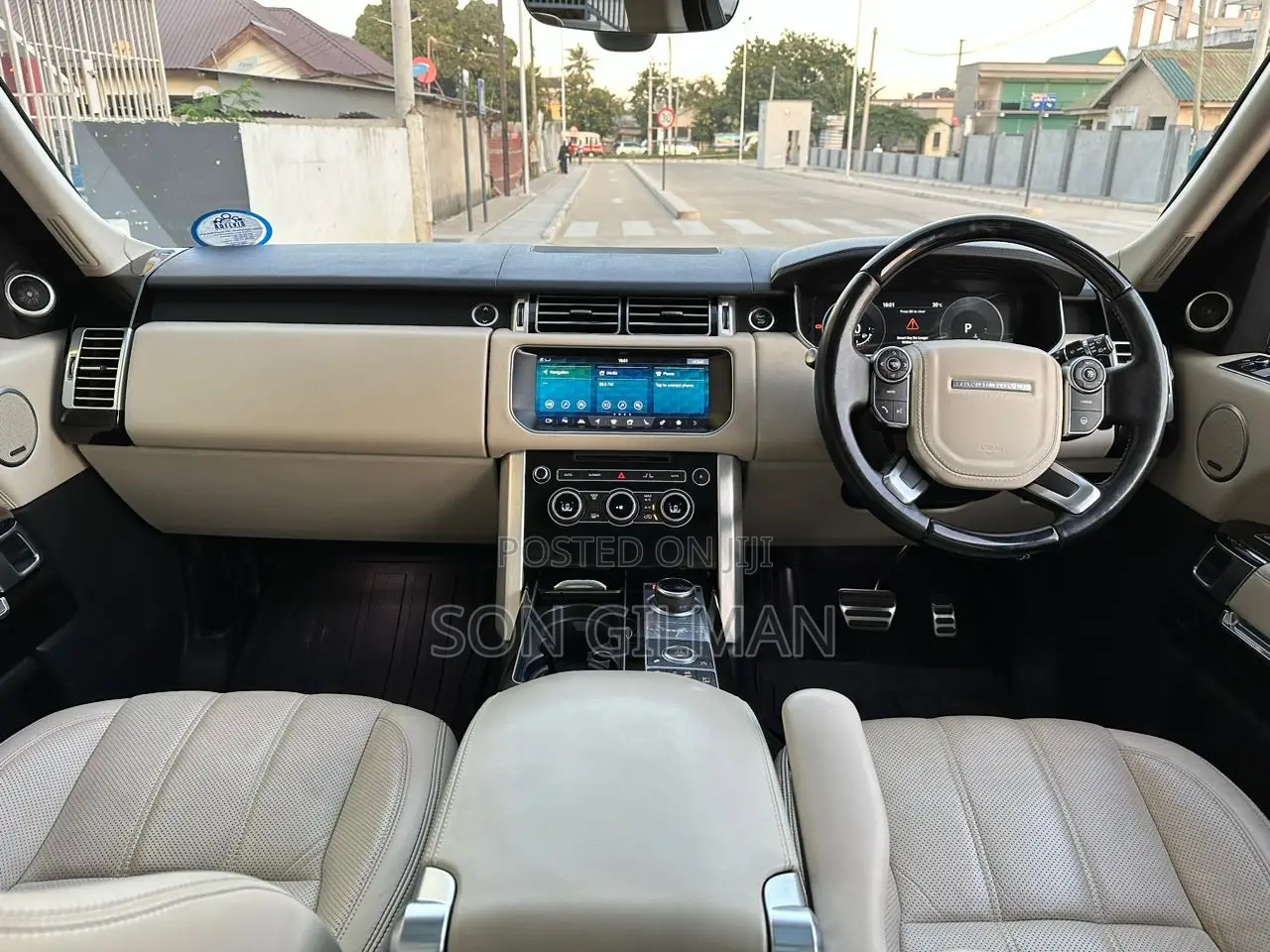 Land Rover Range Rover Vogue 2018 Black