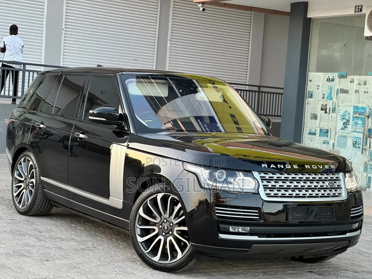Land Rover Range Rover Vogue 2018 Black
