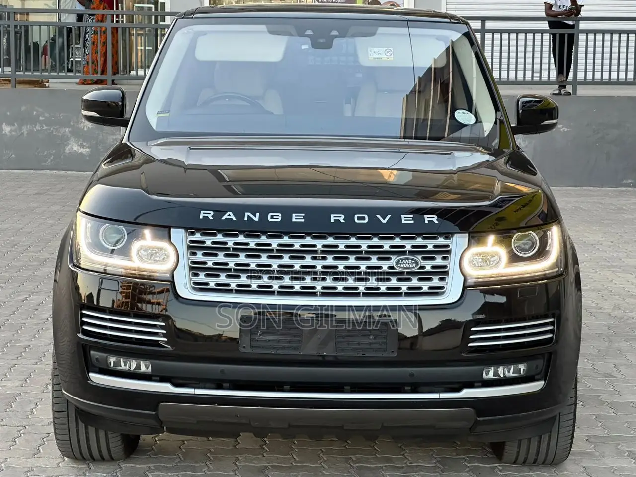 Land Rover Range Rover Vogue 2018 Black