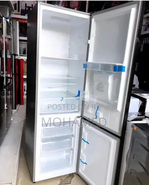 Boss Fridge/Friji With Water Dispenser