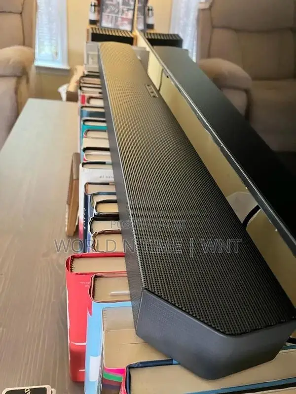 SAMSUNG Q-Series Soundbar HW-Q600C 3.1.2ch Dolby Atmos/Dts:x