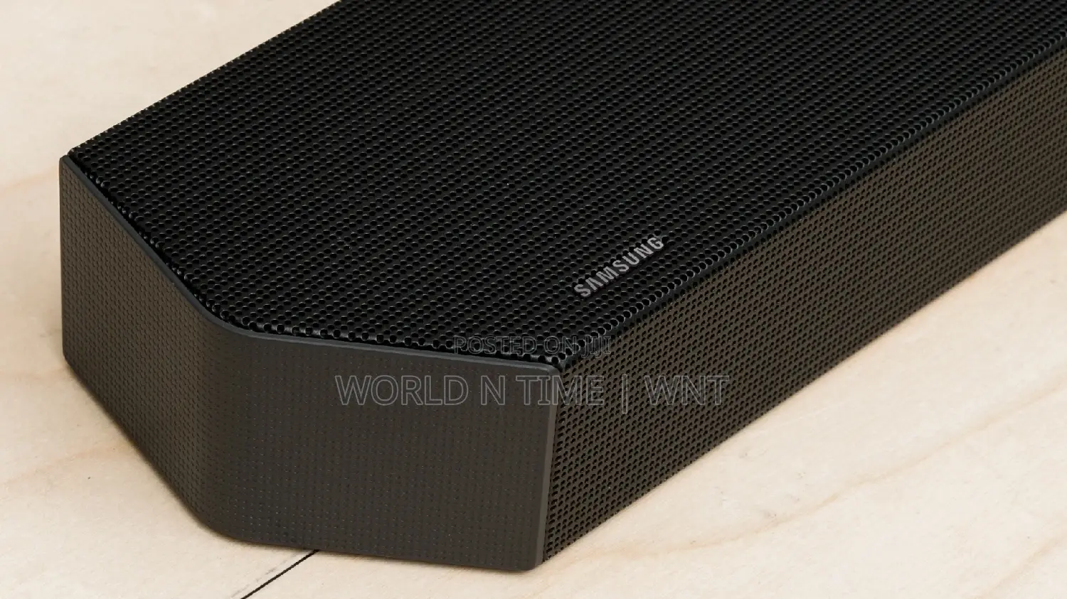 SAMSUNG Q-Series Soundbar HW-Q600C 3.1.2ch Dolby Atmos/Dts:x