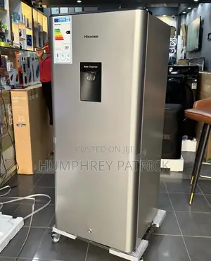 Hisense Refrigerator With Water Dispenser
