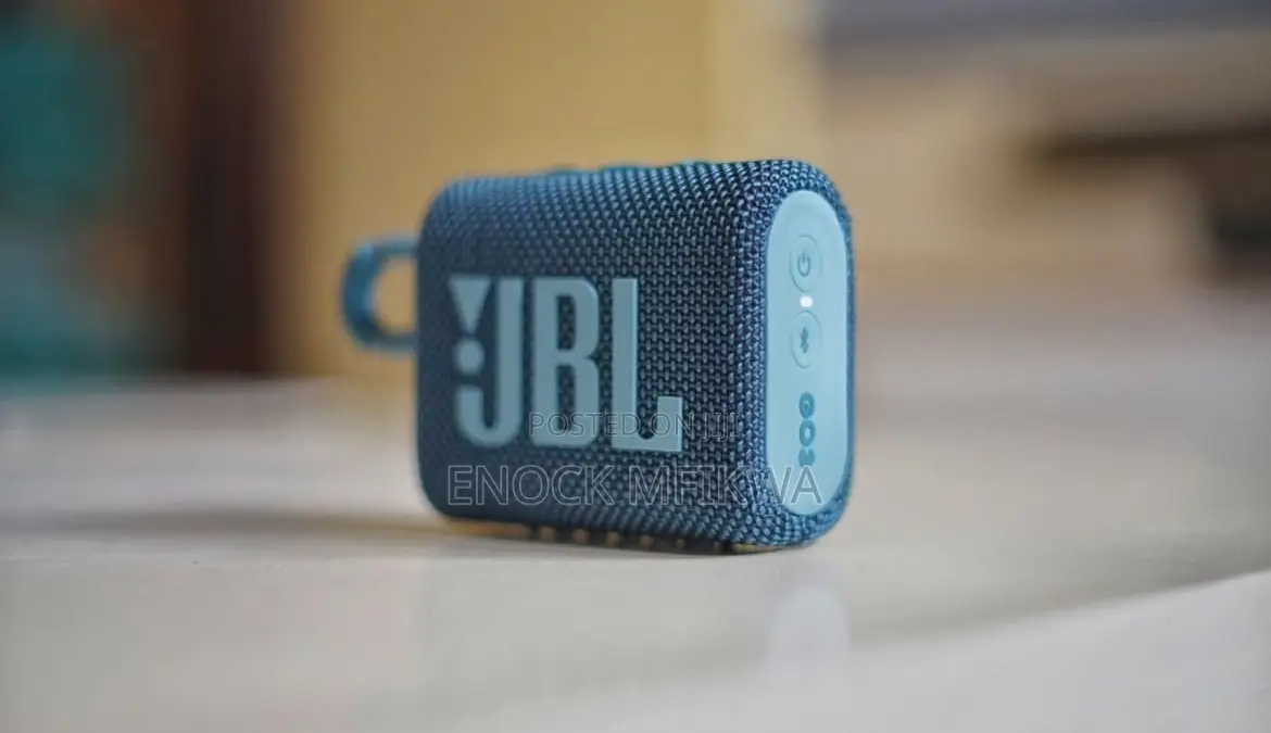 JBL Go 3 .
