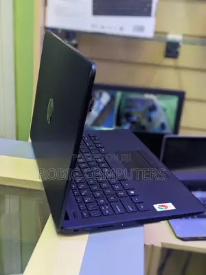 Laptop HP 240 8GB Intel Core I3 HDD+SSD 128GB