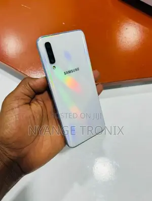 Samsung Galaxy A50 64 GB White