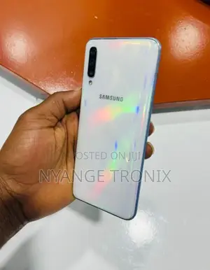 Samsung Galaxy A50 64 GB White