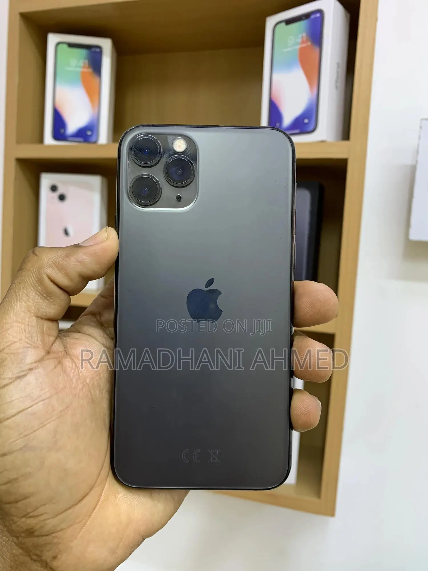 Apple iPhone 11 Pro 64 GB Gray