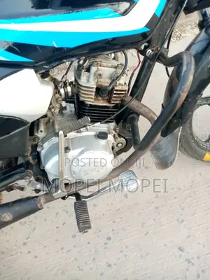 TVS HLX 125 2021 Black