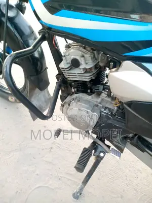 TVS HLX 125 2021 Black