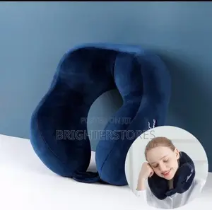 Travell Pillow