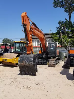 Brand New Tatahitachi Ex210lc Available for Sale