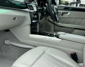 Mercedes-Benz E250 2014 Black
