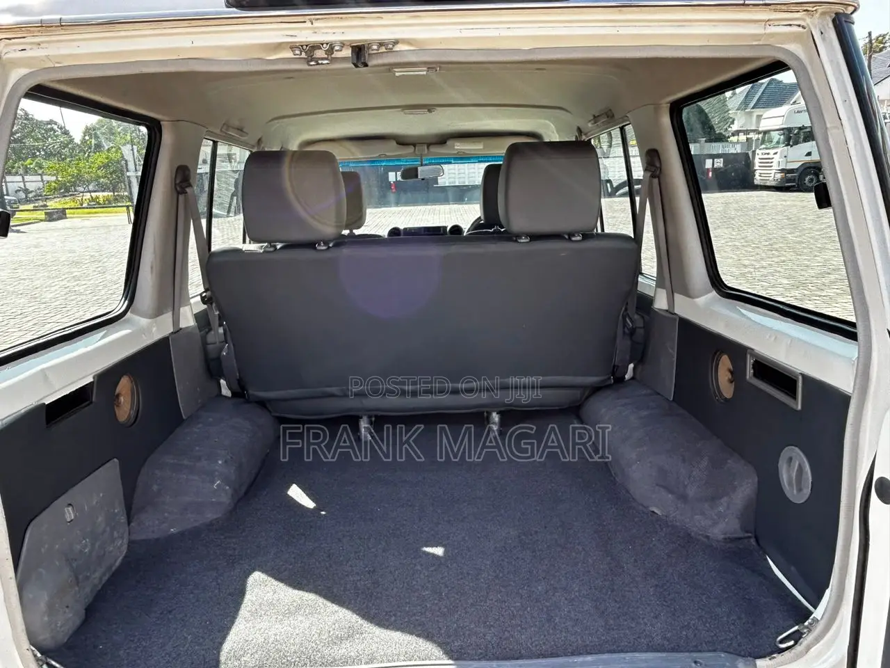 Toyota Land Cruiser 2010 White