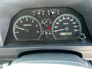 Toyota Land Cruiser 2010 White