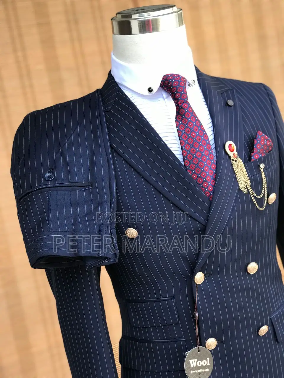 Officia Men's Suit