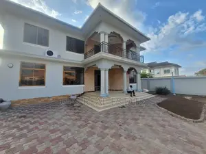 5bdrm House in Tegeta Namanga, Kinondoni for sale