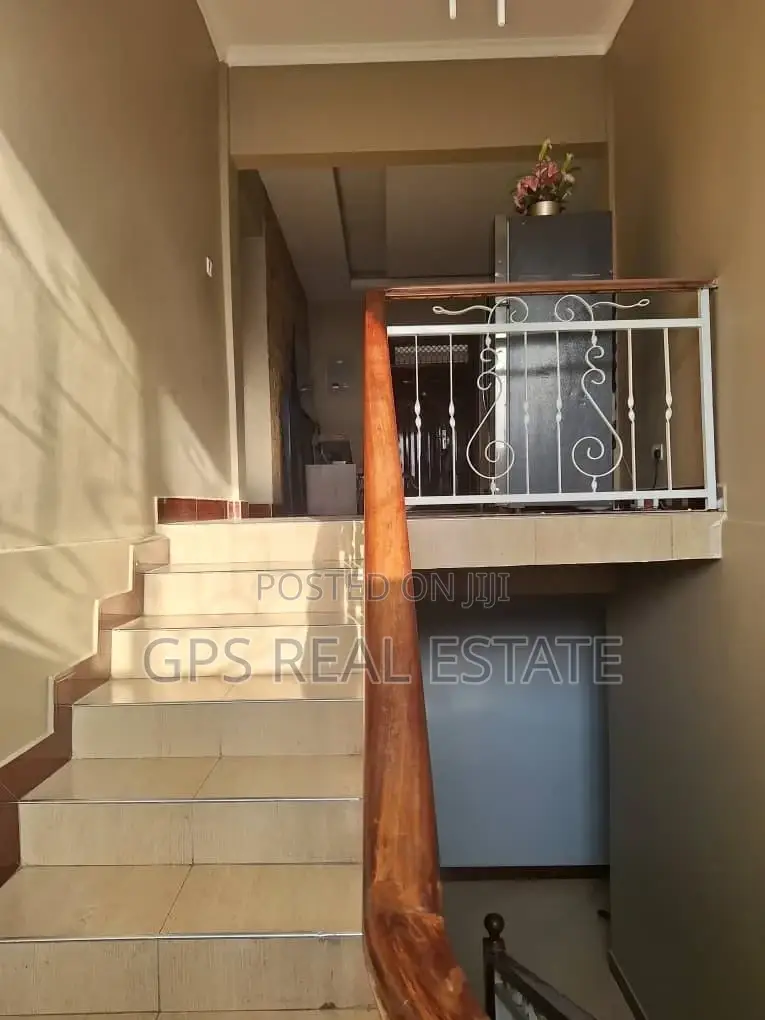 5bdrm House in Tegeta Namanga, Kinondoni for sale