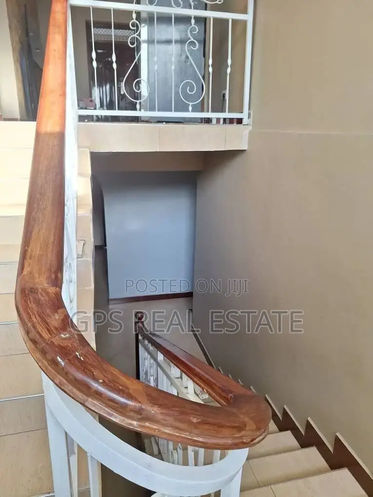 5bdrm House in Tegeta Namanga, Kinondoni for sale