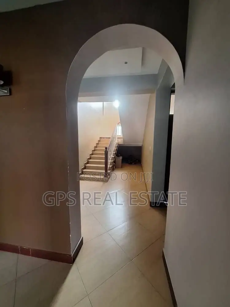 5bdrm House in Tegeta Namanga, Kinondoni for sale