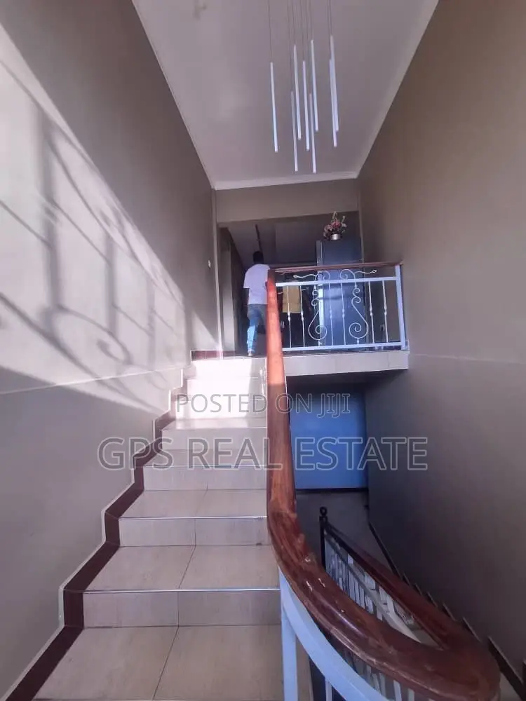 5bdrm House in Tegeta Namanga, Kinondoni for sale