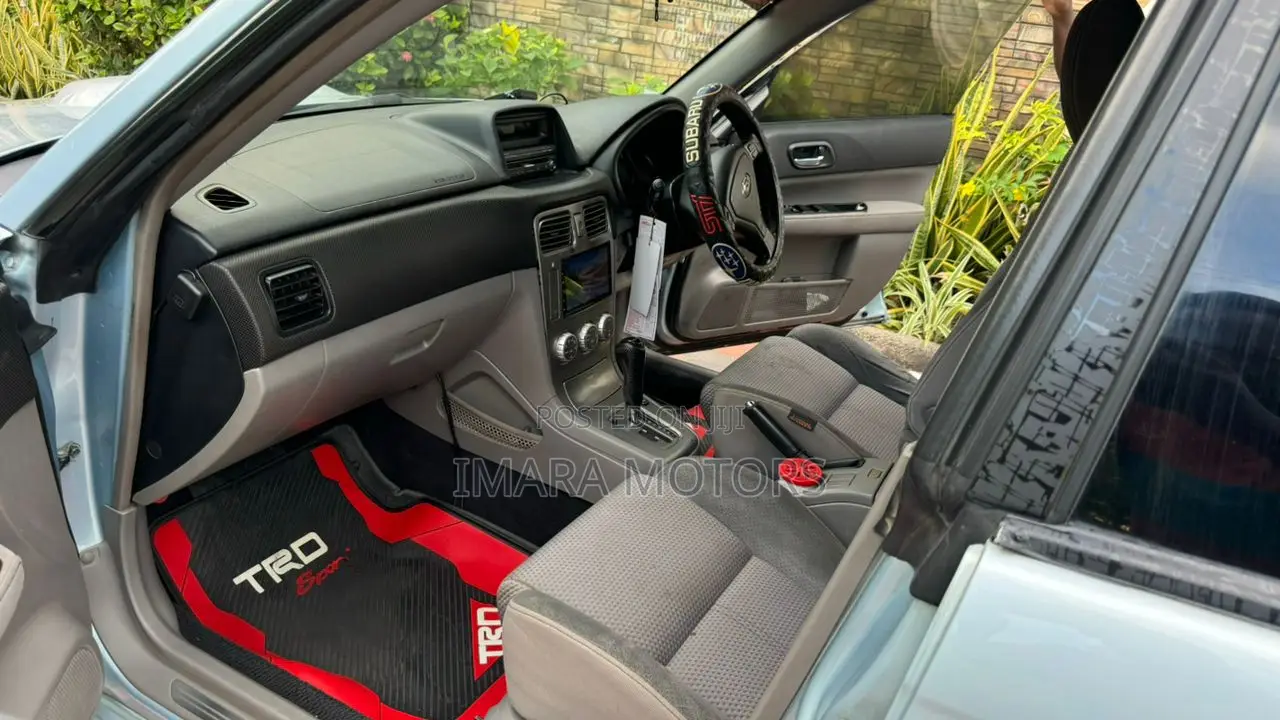 Subaru Forester 2005 Silver