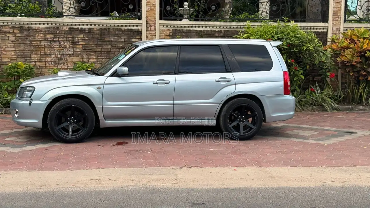 Subaru Forester 2005 Silver