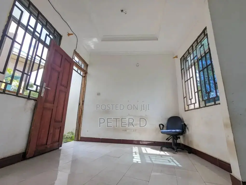 1bdrm Apartment in Kimara for rent