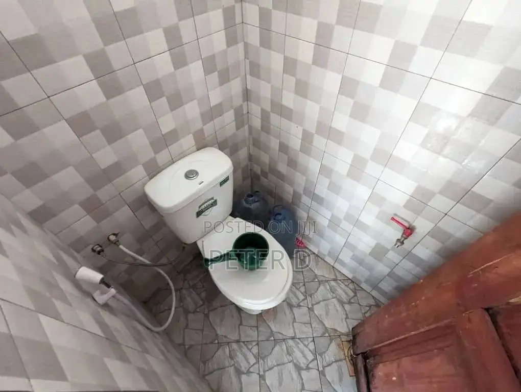1bdrm Apartment in Kimara for rent